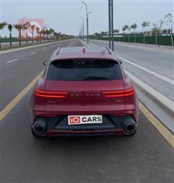 جنسس GV70
